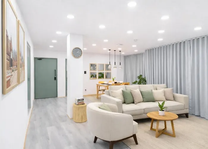 Tiny Living Modern 2 Bedroom In Near Thamel & Airport Apartment *