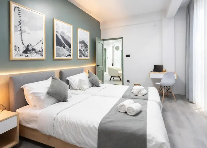 Apartment Tiny Living Modern 2 Bedroom In Near Thamel & Airport *